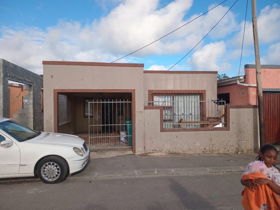 3 Bedroom Property for Sale in Zwelihle Western Cape